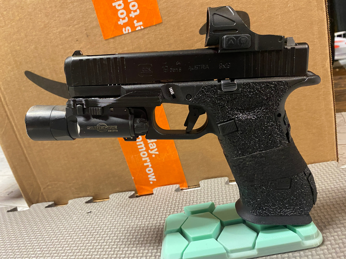 Surefire x300 Gas Pedal / Thumb Rest
